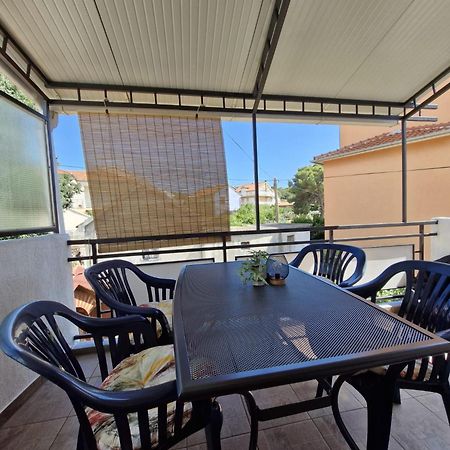 Apartmani Mare شيبينيك المظهر الخارجي الصورة