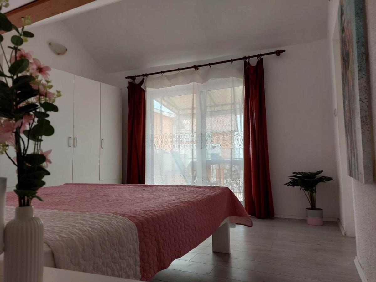 Apartmani Mare شيبينيك المظهر الخارجي الصورة